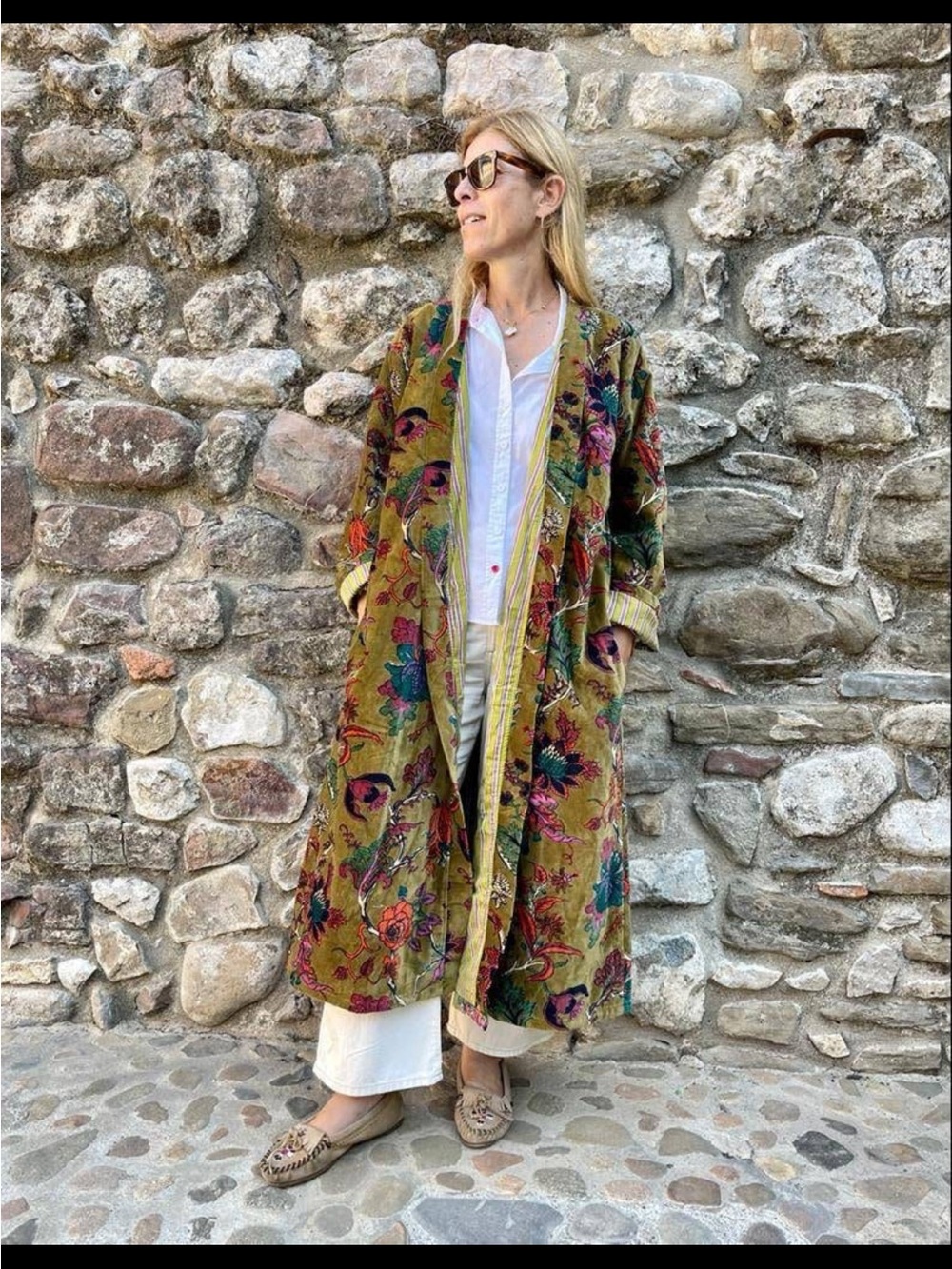 Vintage-Inspired Floral Velvet Duster Coat in Olive & Multicolor